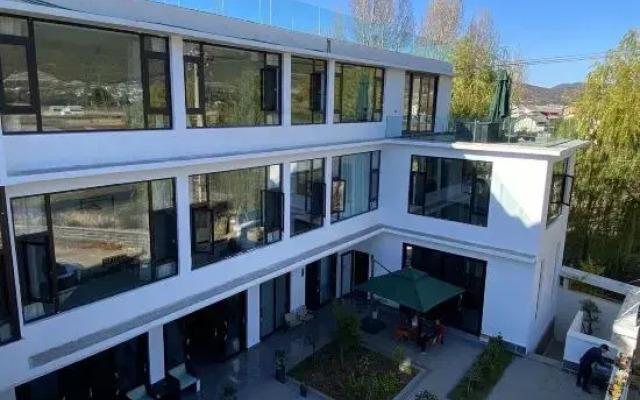Zuibei Wangshan Residence