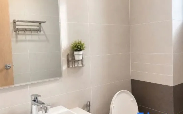 Sun Avenue Corner 3BR | 15' to Opera House – Bathroom – Ho Chi Minh City