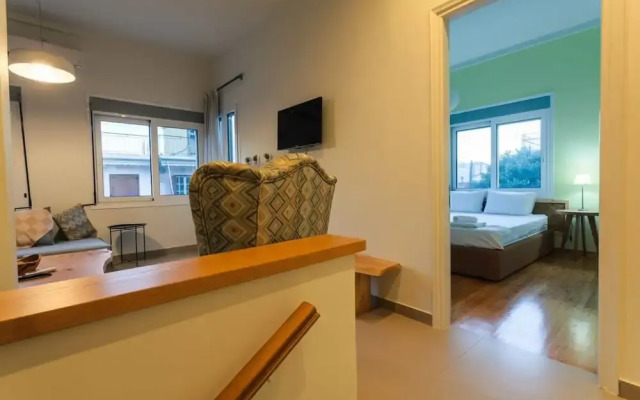 Upscale Modern Escape in the Historic Center