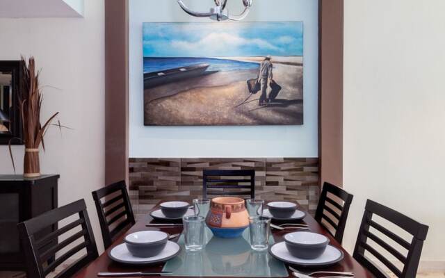 Elements 203 2 Bedroom Condo