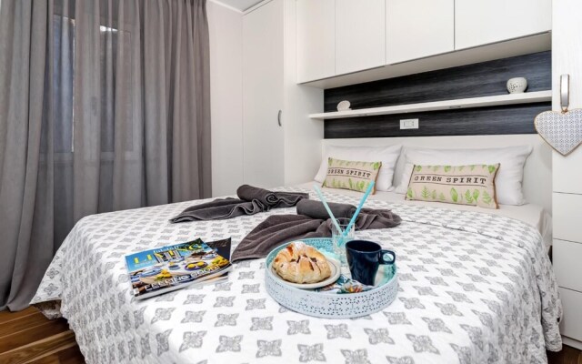 Nel Centro City Apartment