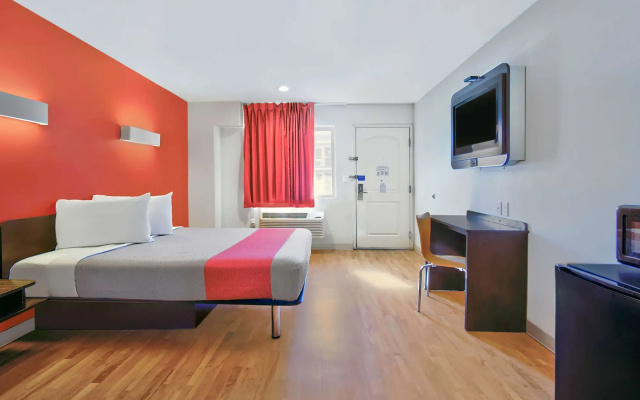 Motel 6 Victorville - Desert Express