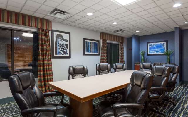 Wingate by Wyndham Chesapeake