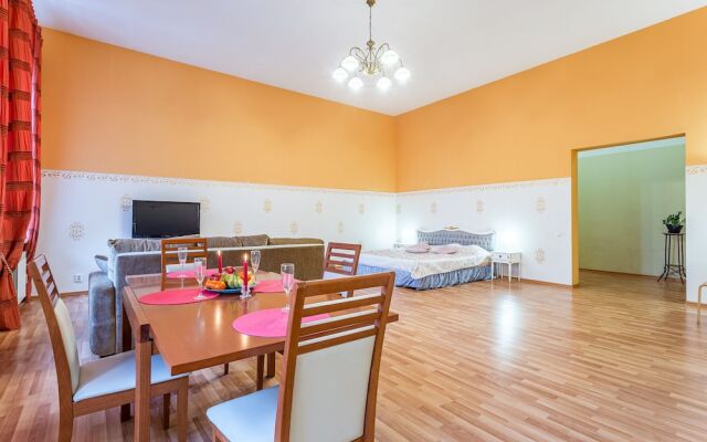 Апартаменты SivakApart, Литейный пр-т, 21