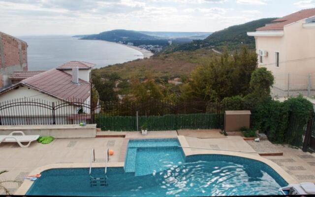 Villa Albena Bay View