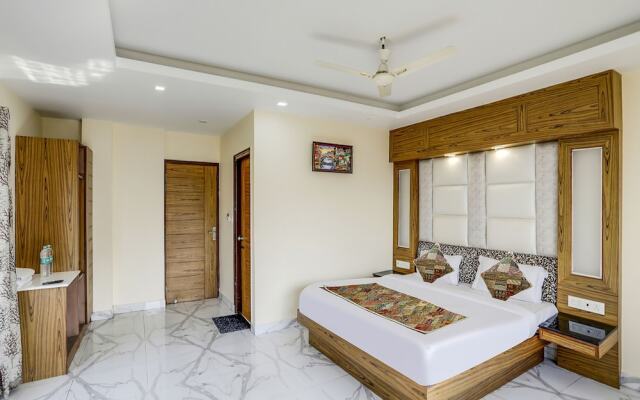 Fabhotel Wood View