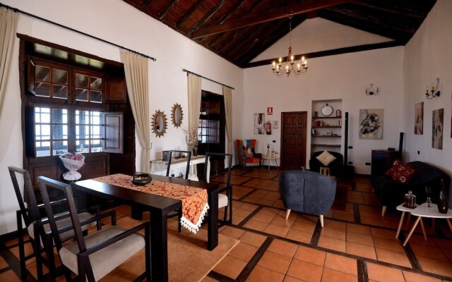 Hotel Rural Finca Sulula