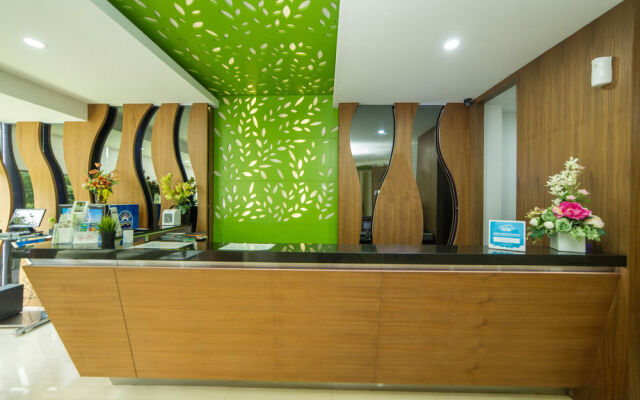 Airy Boulevard Ahmad Yani 17 Manado