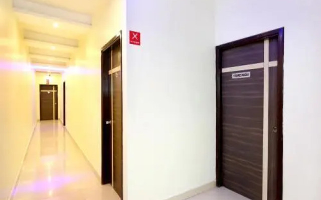 Trumpets Hotel by OYO Rooms