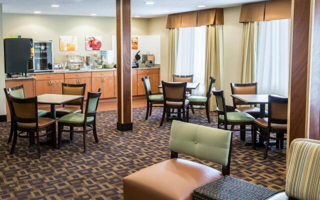 Lexington Triad Inn