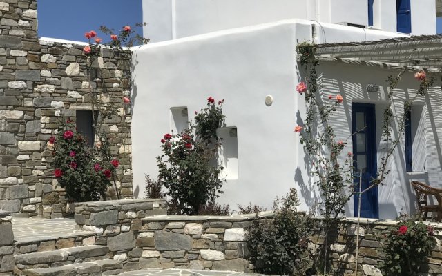 Paros Villas