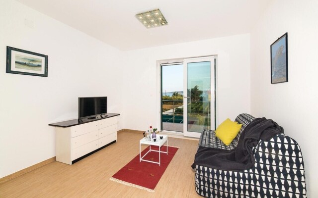 Stunning Home in Kastel Stafilic With Wifi and 3 Bedrooms