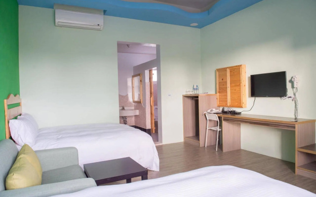 Country Lane Hostel
