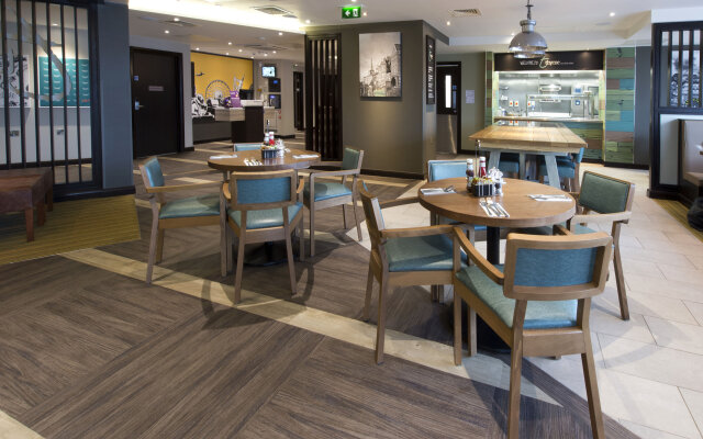 Premier Inn Leeds Headingley