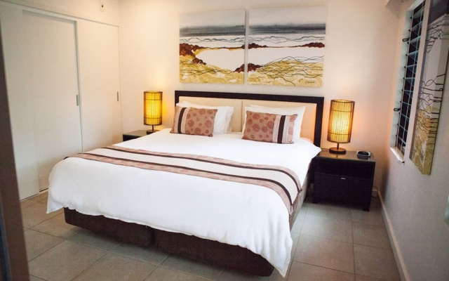 131 Luxury Swimout – Guest Rooms – Craiglie