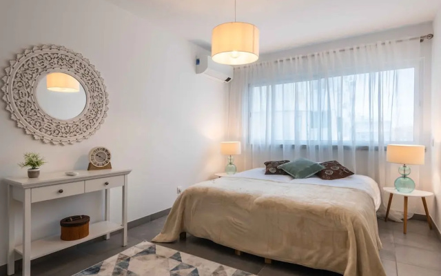 Caravelas 2 Bedroom Apartment