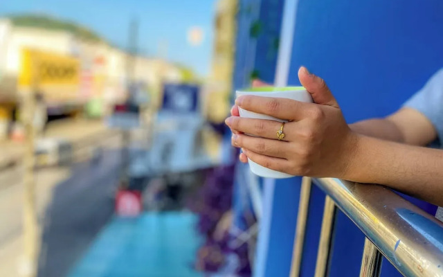 Room-hotel With Balcony in Phukettown