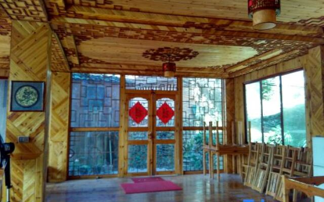 Ruchu Old House Inn