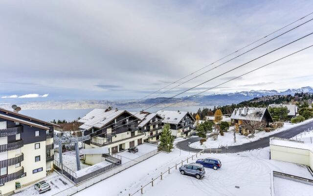 Apartment With one Bedroom in Thollon-les-mémises, With Wonderful Lake