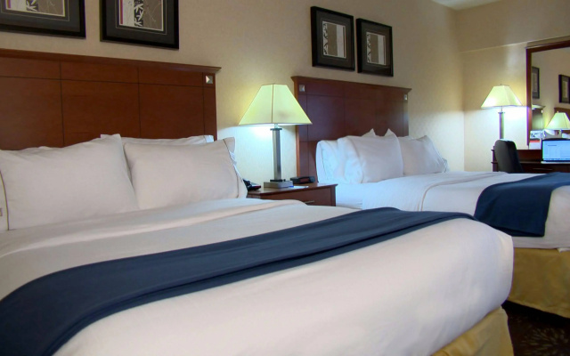 Holiday Inn Express Hotel & Suites West Chester by IHG