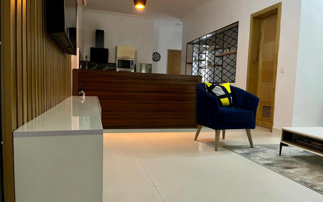 The Zen Loft - 2BR Open Plan Apt W/Pool+Smart Lock