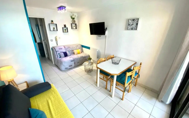 LE BEL AZUR - VUE MER - À 1Min DE LA MER - Apartment in Cannes - Photo 5