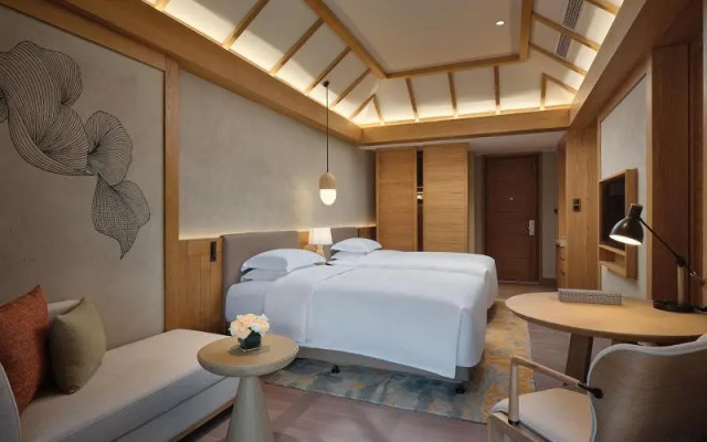 Crowne Plaza Shennongjia