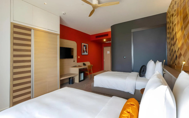 SUN & MOON, Riverside Hotel