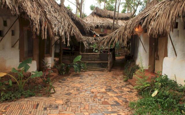 Saraya Art Cafe B&B