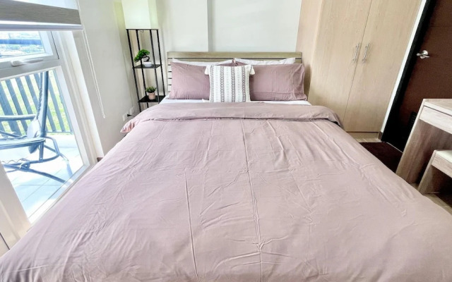 Room-cozy, Modern and Homey, The Bliss S