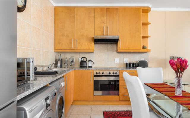 Quayside 708 - Adults Only