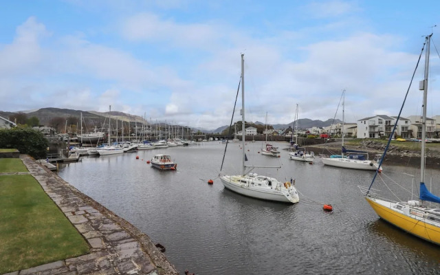 9 Oakley Wharf