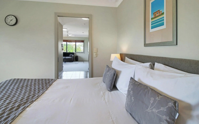 Whangaparaoa Lodge Motel