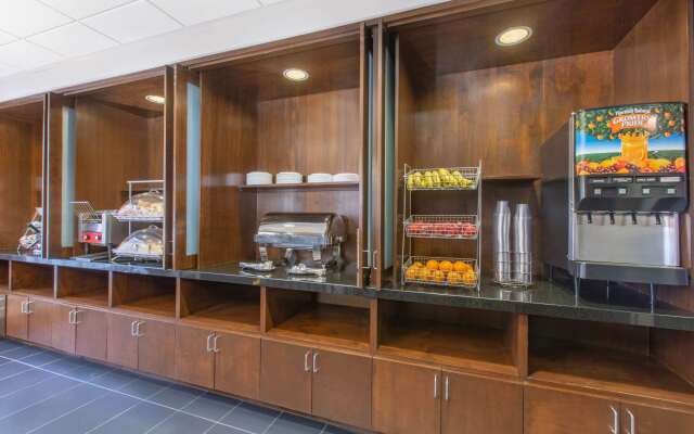 Hampton Inn by Hilton Los Angeles Airport
