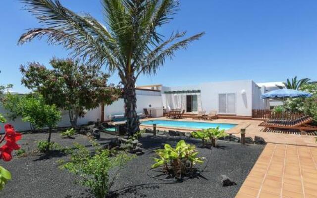 Villa Mango
