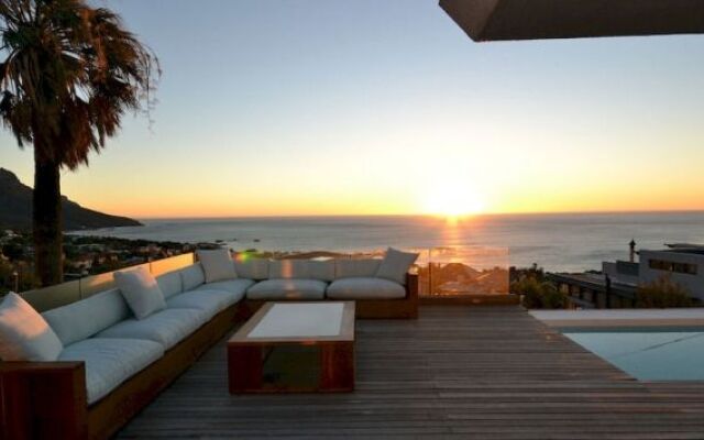 Scandinavian Mansion 9 Bedroom Palace