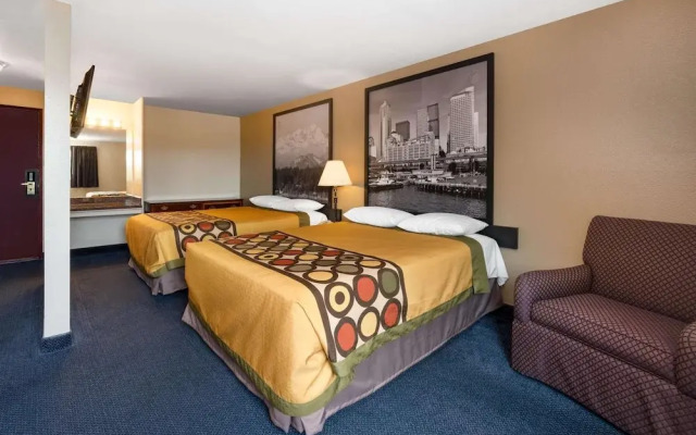 Sutton Suites Hotel