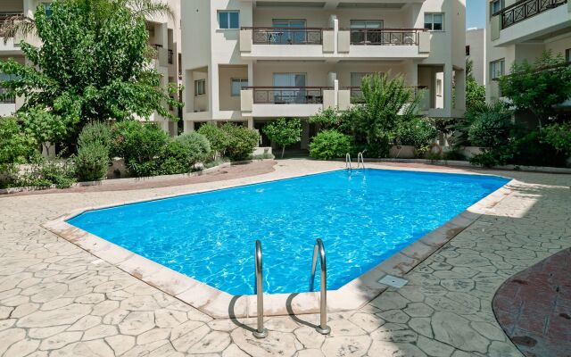 Artemis Cynthia Complex