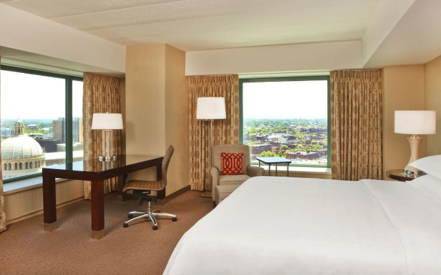 Sheraton Boston, a Marriott Hotel