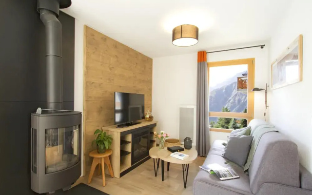 Apartment in Les Deux Alpes Near Ski Slopes