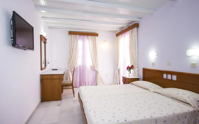 Naxos Holidays