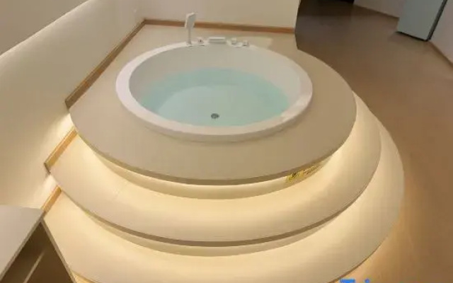 Yunzhi Homestay (Chaoyang Square Sanjie Liangxiang)