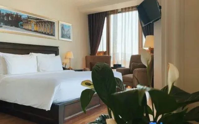 Maccal Hotel