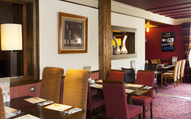 Premier Inn  Bradford South