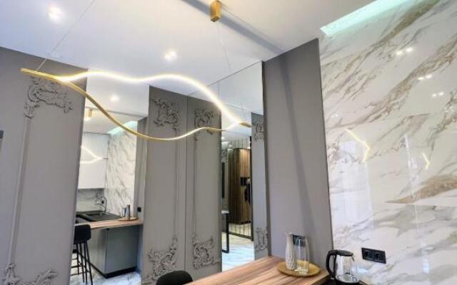 Royal apartment on Gorodotska 33 street