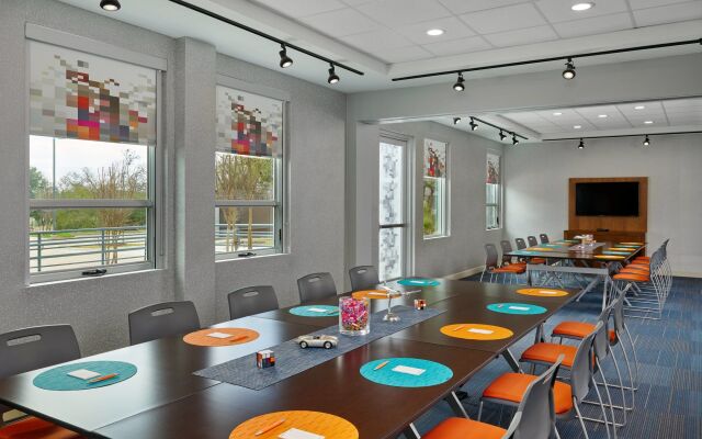 Aloft Austin Northwest