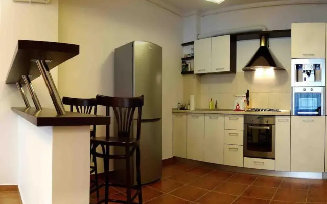 Apart holiday Maria Mamaia