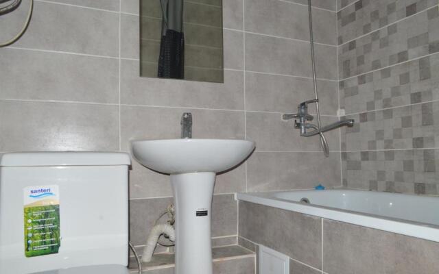 Apartment on Ahunbaev street, 187