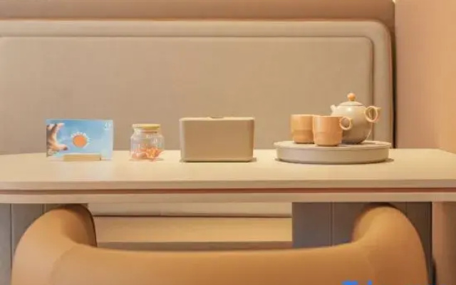 Orange Hotel Yuxi Nie Er Music Plaza