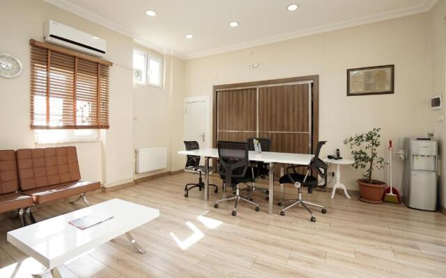 Taksim Neo Pera Suites